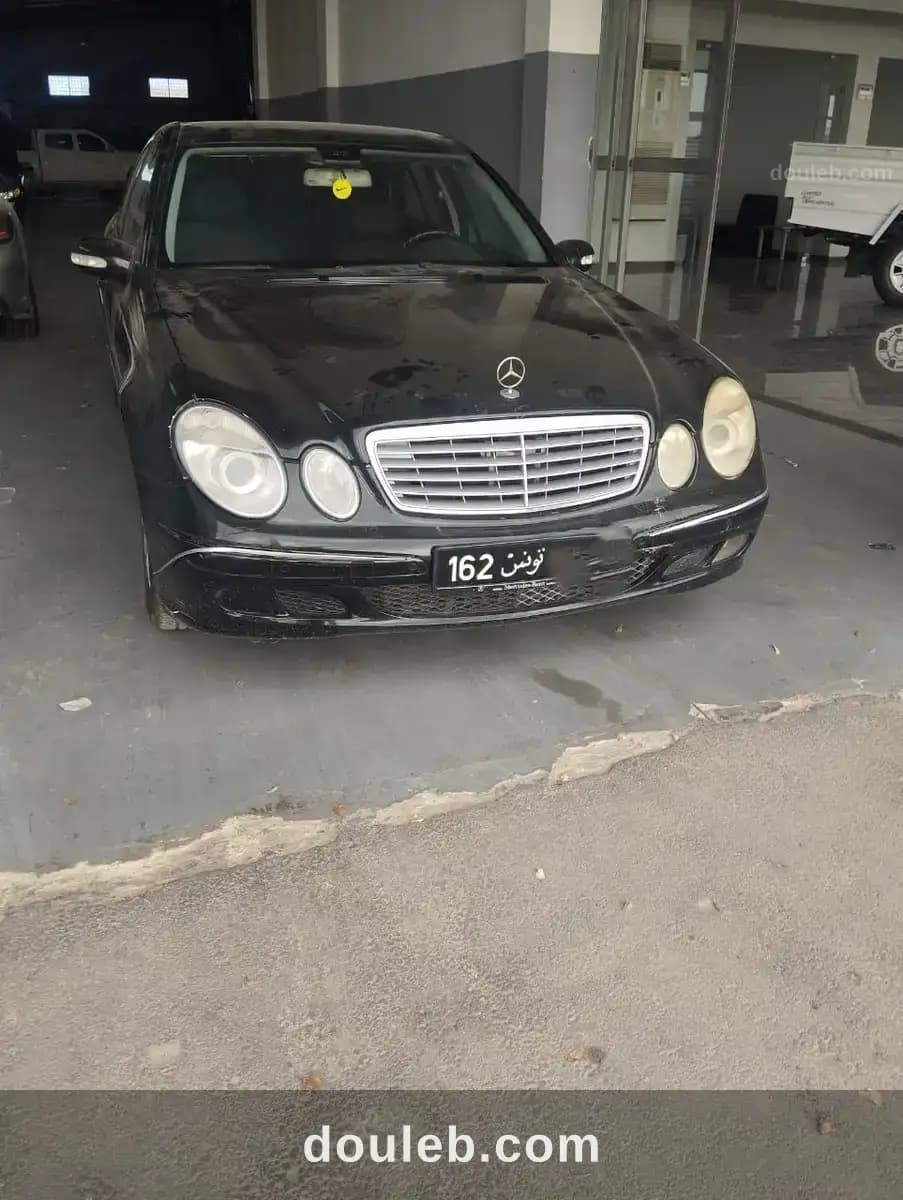 Mercedes e220 - Photo 1