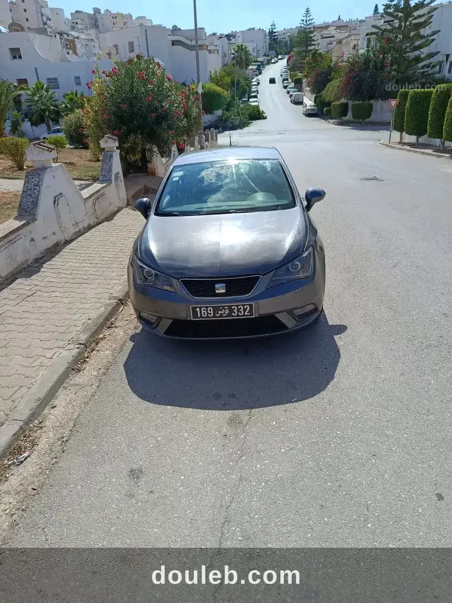 Superbe seat ibiza première main - Miniature 2