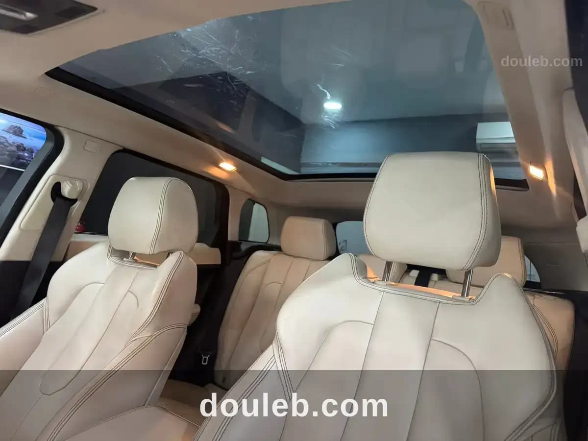 Range rover evoque - Miniature 5