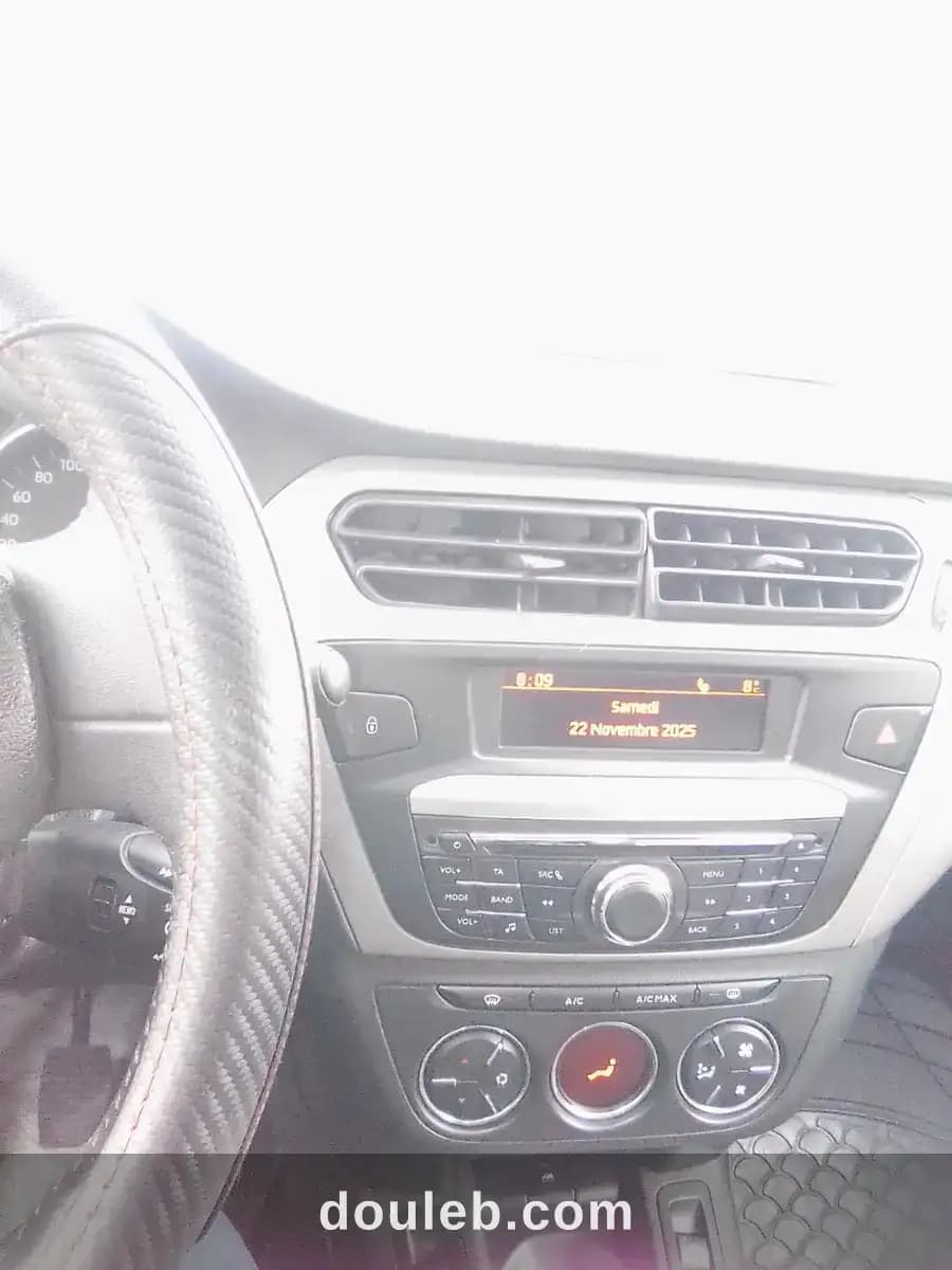 Voiture excellent - Miniature 5