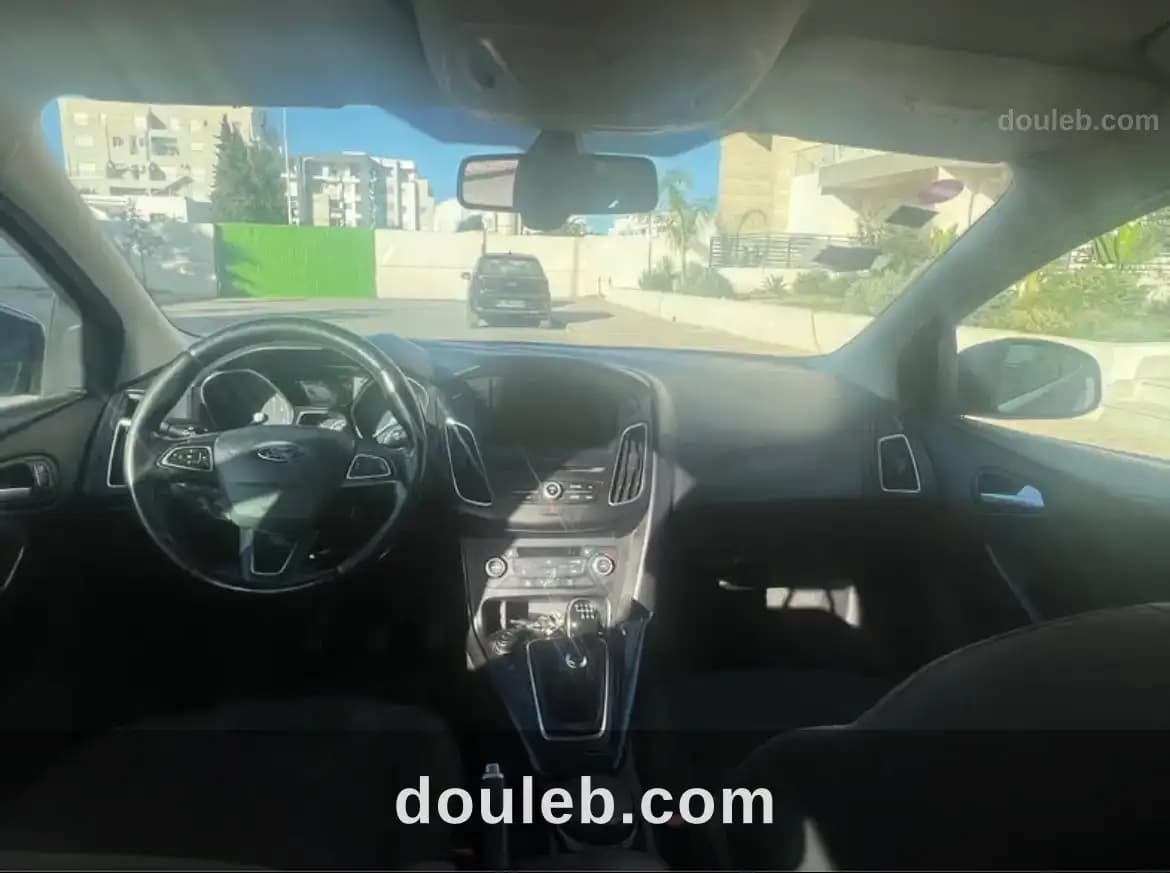 Ford focus titanium ecoboost - Miniature 4