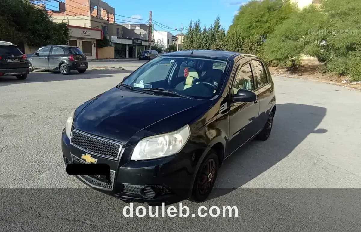 Voiture en bon état - Miniature 2