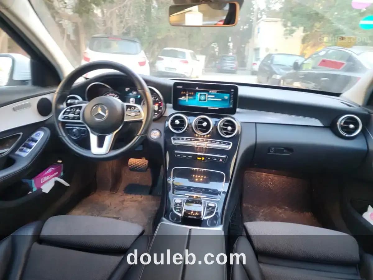 Mercedes benz classe c 180 w205 phase2 faible km - Miniature 5