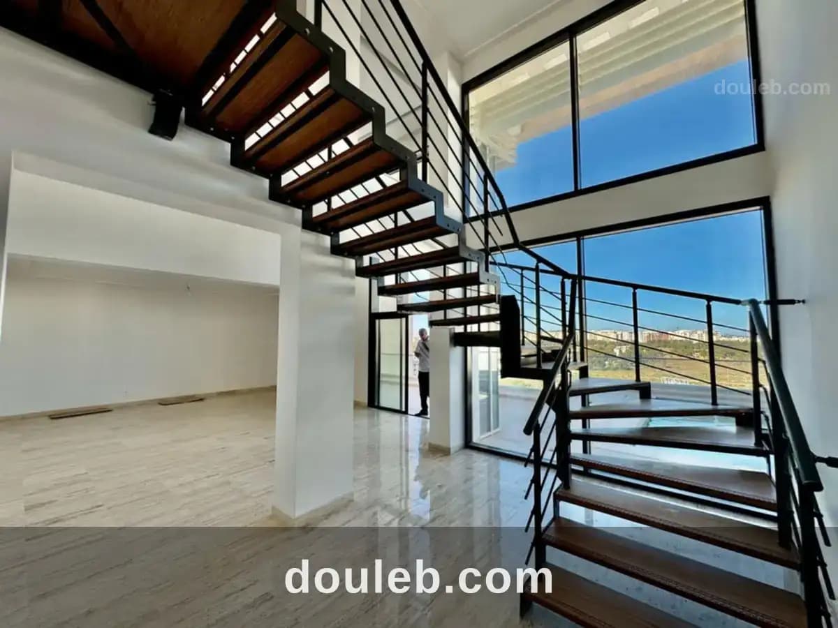 Penthouse s4 avec piscine au lac2 - Miniature 3