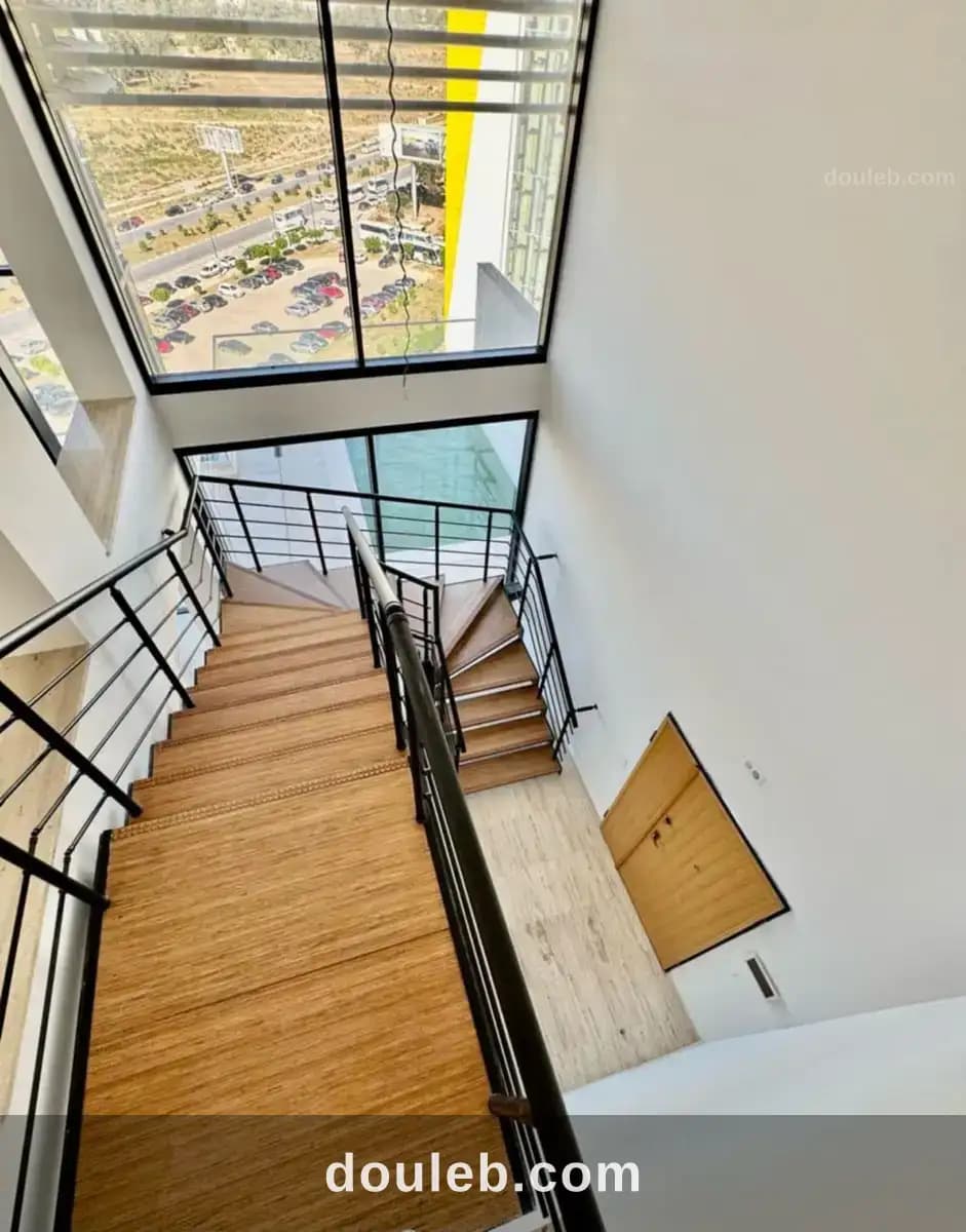 Penthouse s4 avec piscine au lac2 - Miniature 4