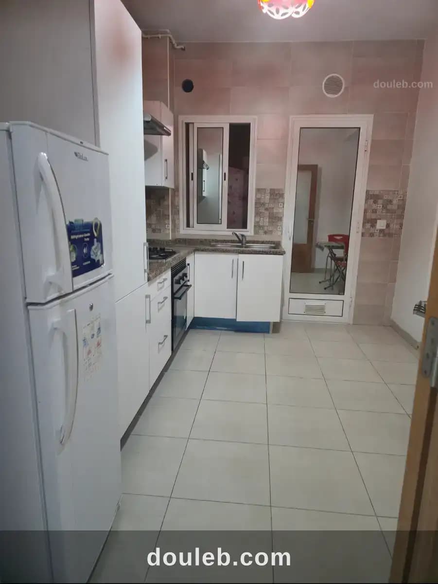 Joli appartement s2 - Miniature 3
