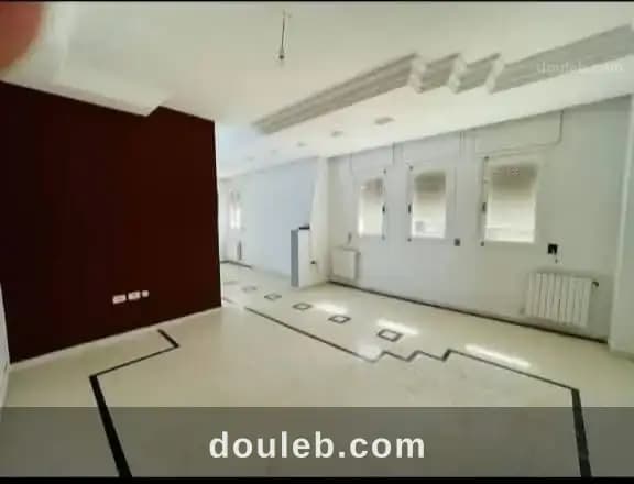Etage de villa haut standing au mourouj 1 - Miniature 2