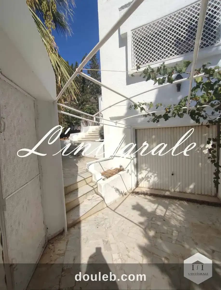 Grande villa s6 avec grand jardin - Miniature 3