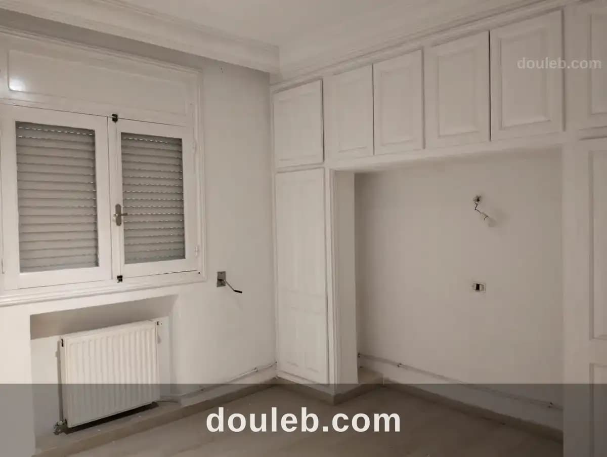 Bureaux 1ier niveau d'un immeuble au kram centre - Miniature 3
