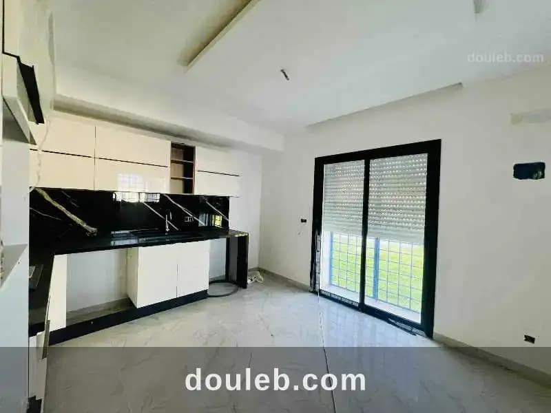 V565 villa madera bn - Miniature 4