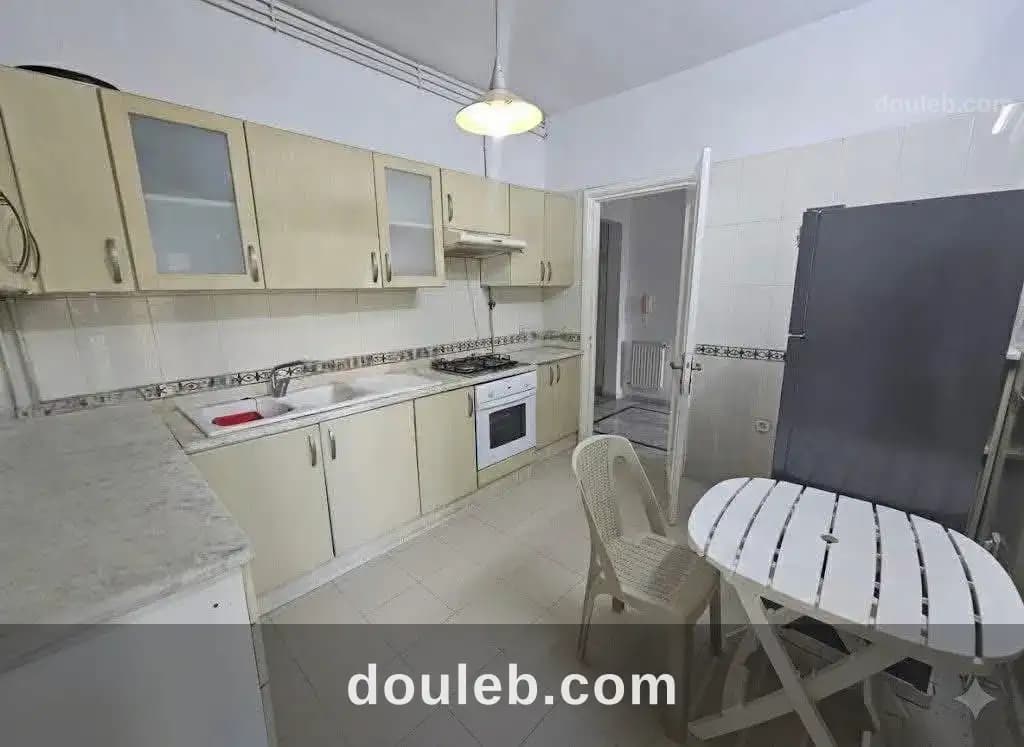 S1 meuble 1100 d menzah 7 bis - Miniature 2