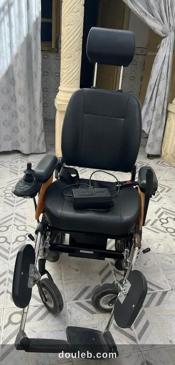 Fauteuil roulant electrique - Miniature 2