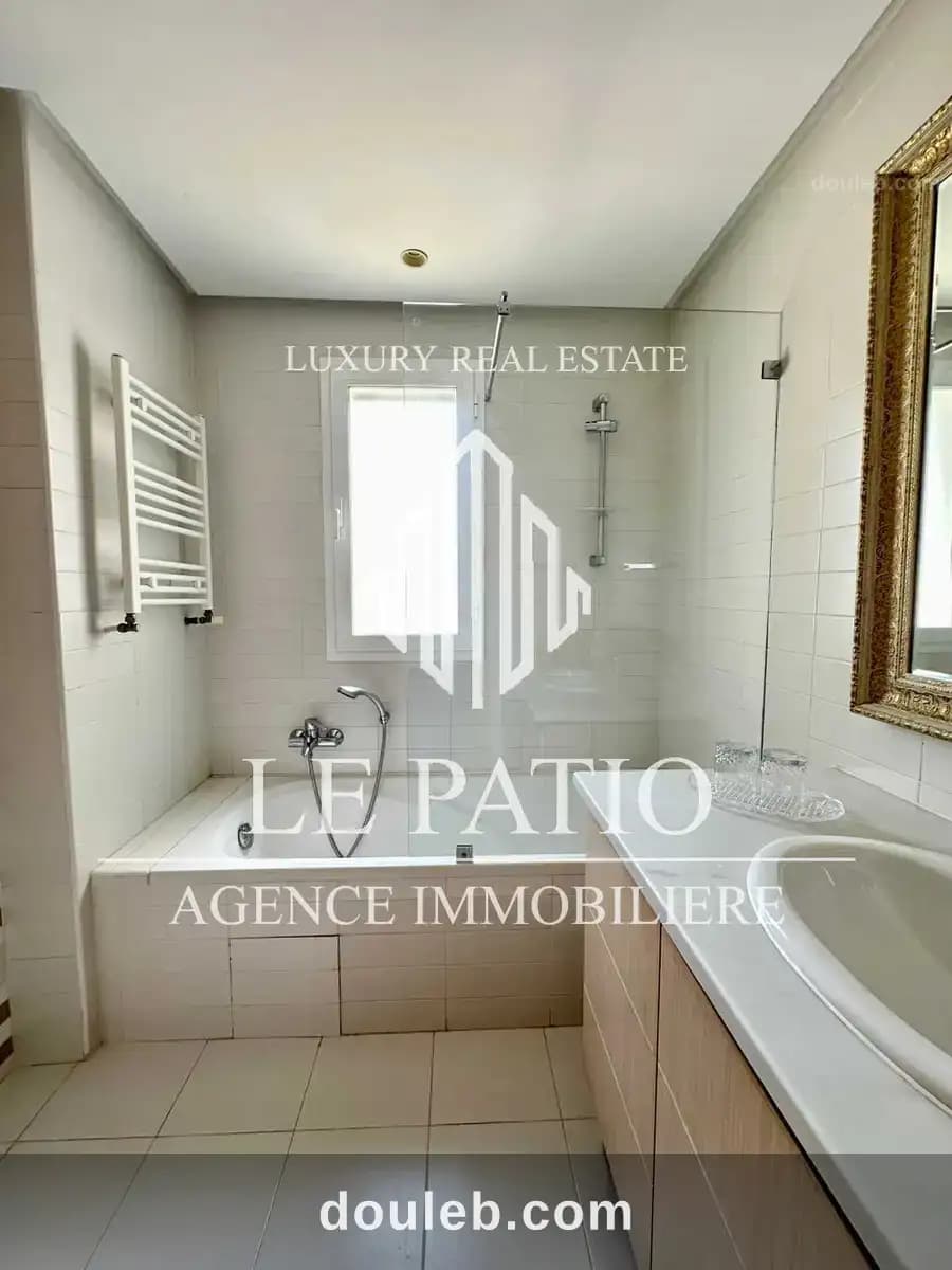 Appart s3 meuble vue sur mer marina gammarth - Miniature 5