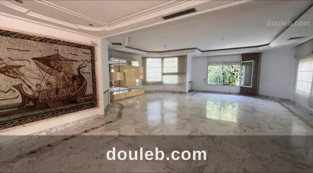 Manigfique villa 4200d a ennasr 2 - Miniature 2