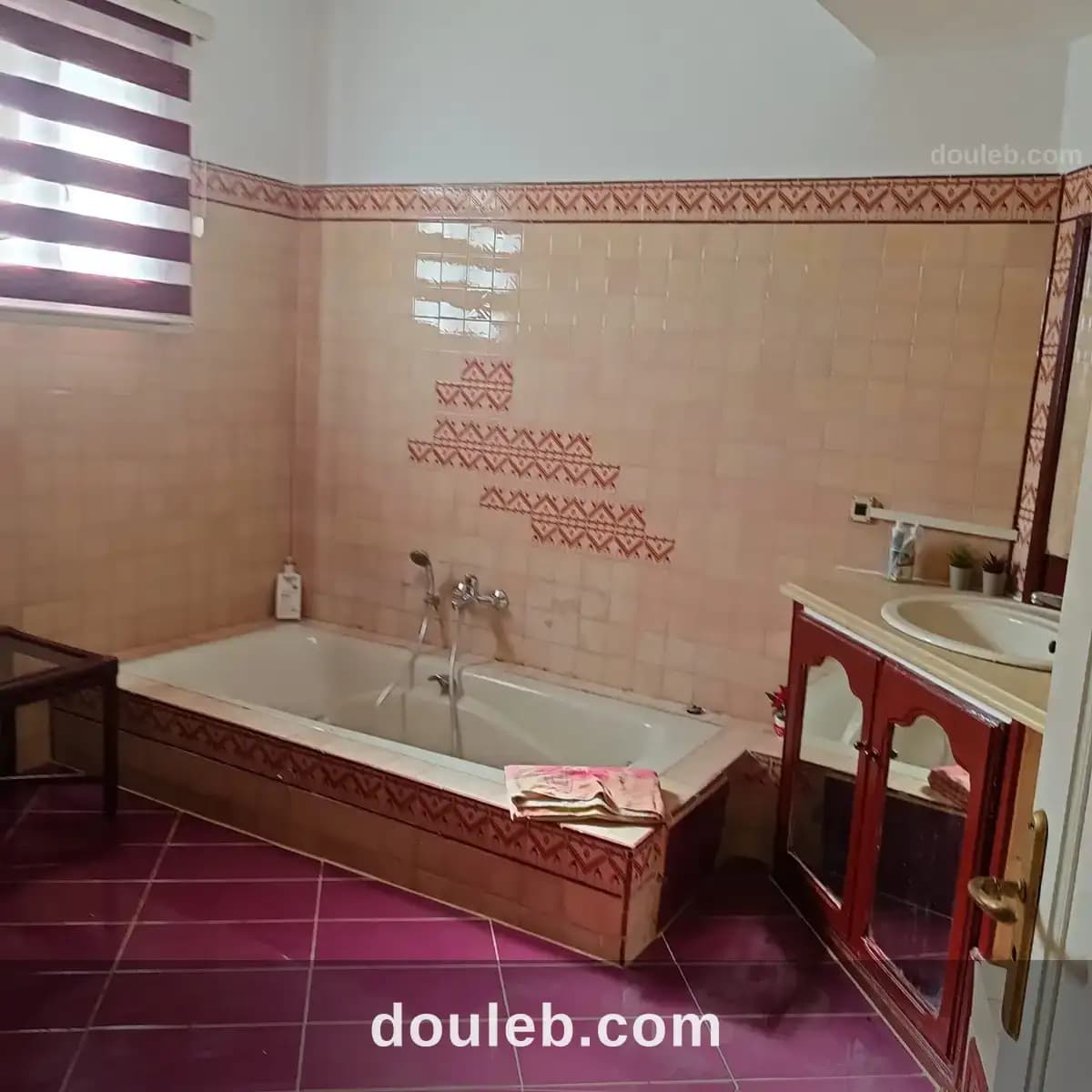Un apaisant étage de villa s2 meublé à menzah8 - Miniature 4