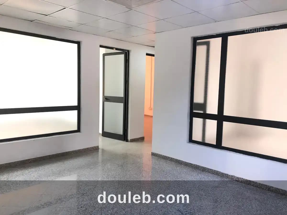 Immeuble 2700 m centre ville tunis - Miniature 3