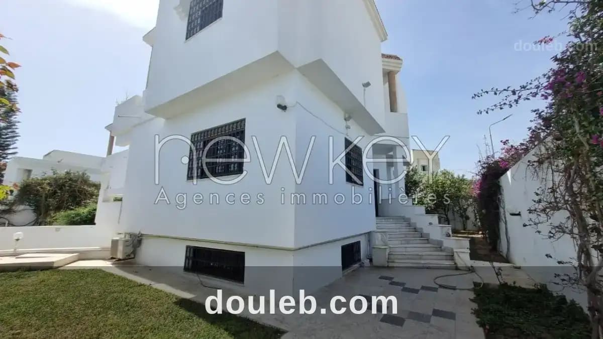 Villa s4 avec jardin à la marsa - Photo 1