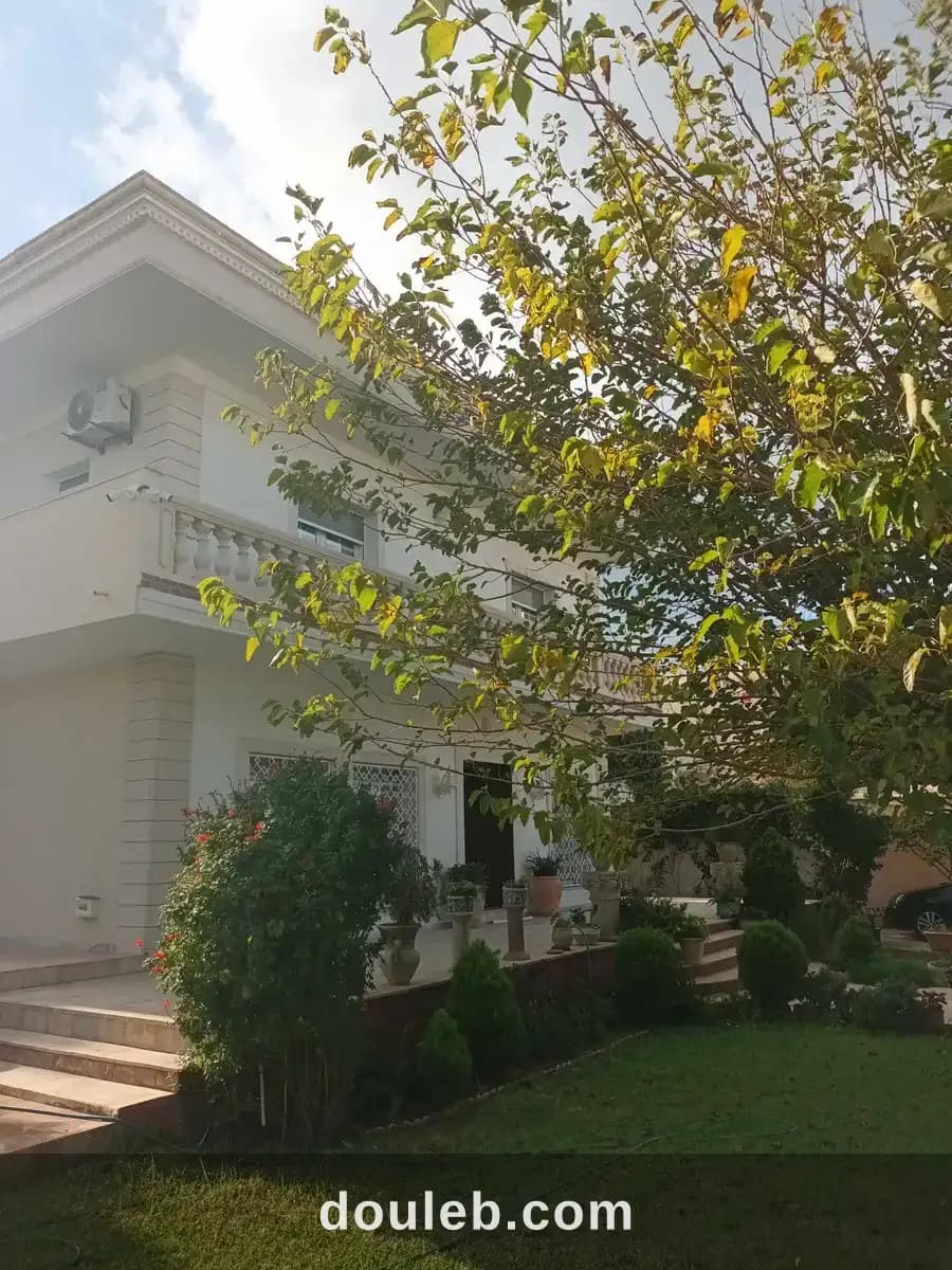 Une magnifique villa à coté de la plage bizerte - Miniature 4