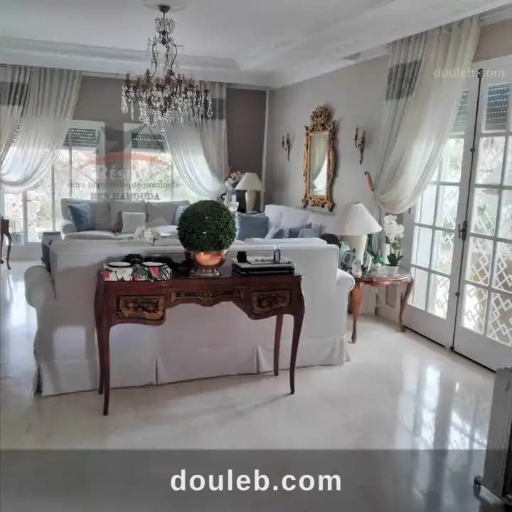 Une magnifique villa à coté de la plage bizerte - Miniature 5