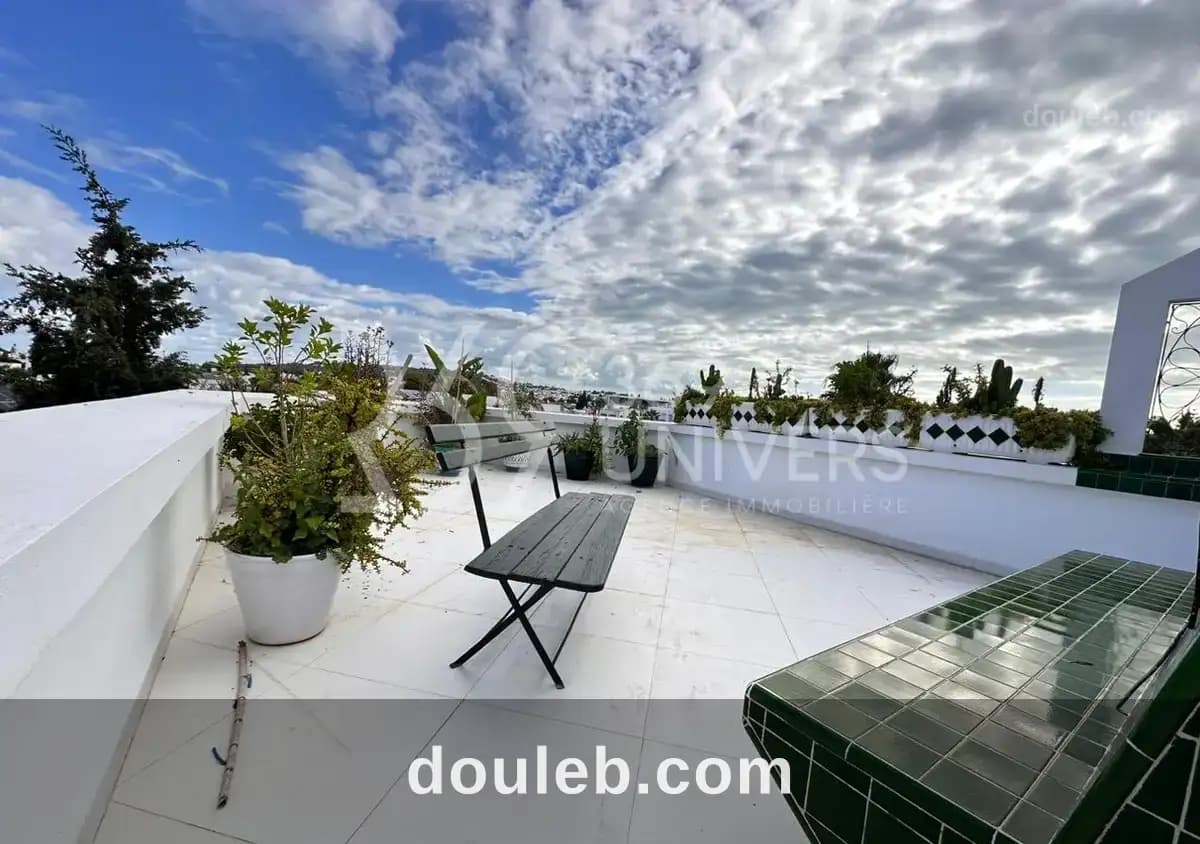 Duplex meublé avec terrasse vue dégagée à la marsa - Photo 1
