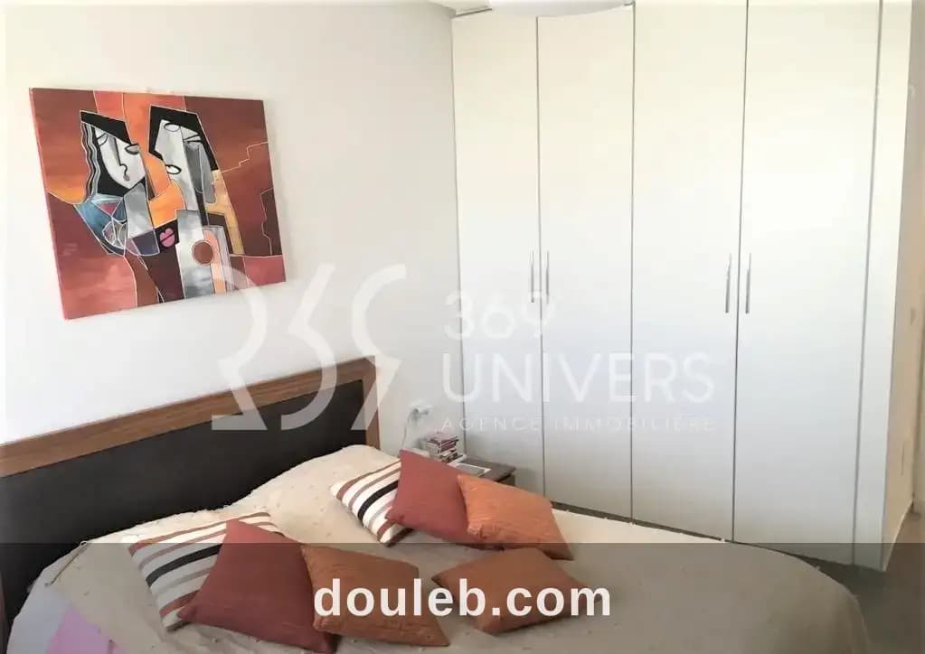 Appartement avec balcon à la marsa - Miniature 3