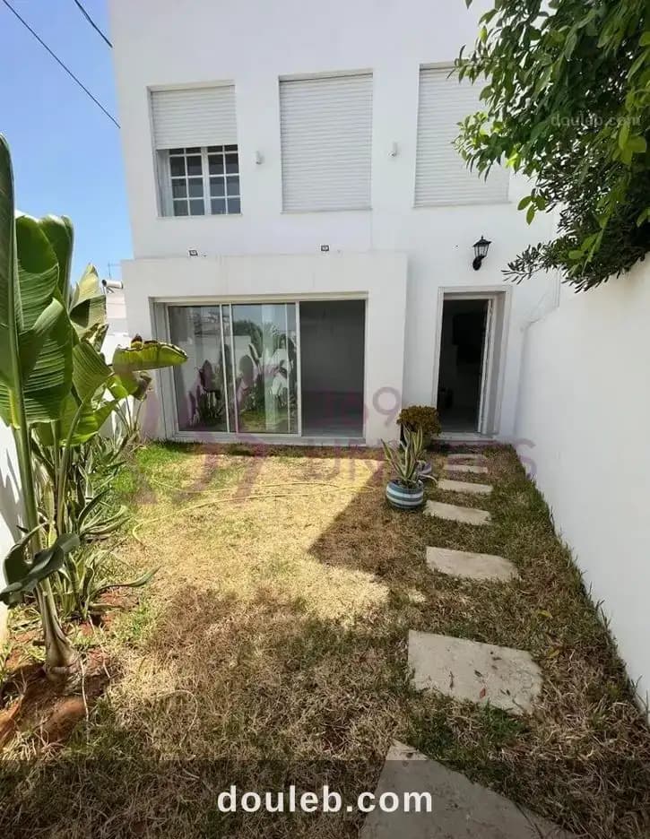 Duplex avec jardin à la marsa ref rd016 - Miniature 2