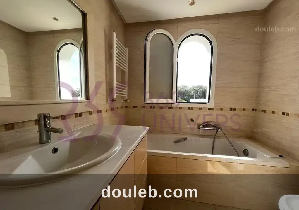 Villa s3 avec piscine a gammarth ref rh017 - Miniature 3