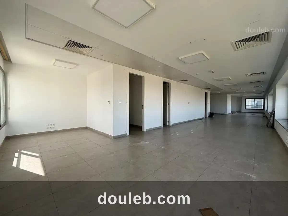 Open space de 250m2 aux jardins de carthage - Miniature 3