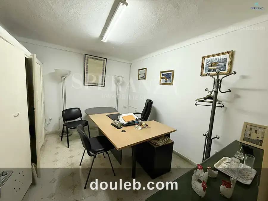 Local commercial workside - Miniature 2