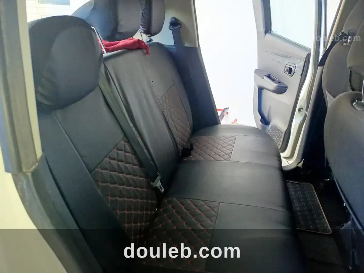 Dame vend mahindra k8 ttes options 56000km - Miniature 5