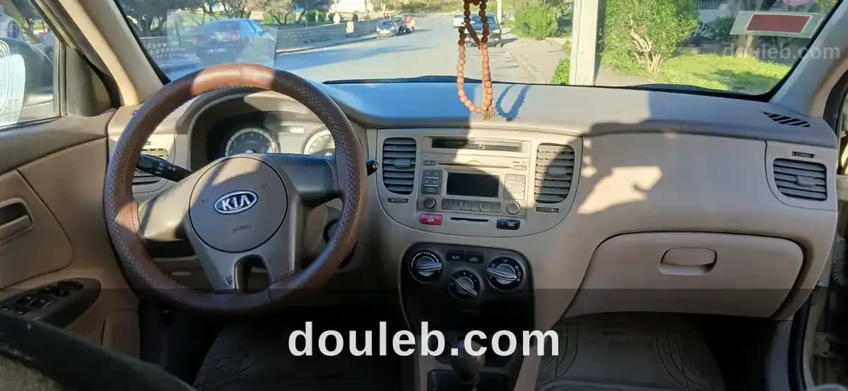 Kia rio 1ere main - Miniature 4