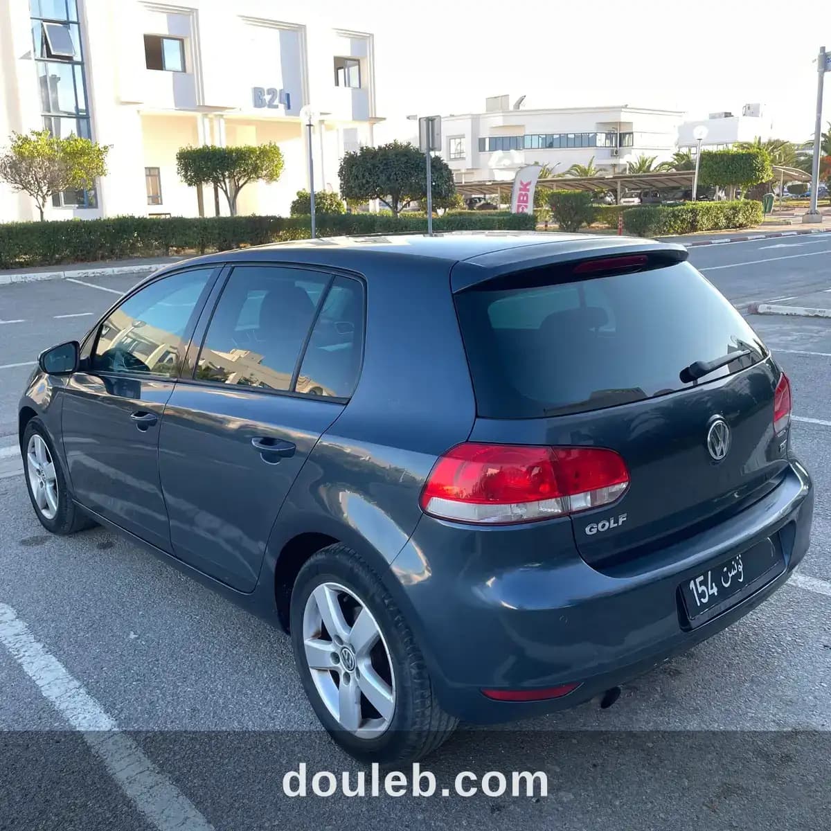 Volkswagen golf 6 essence 182000 km - Miniature 5