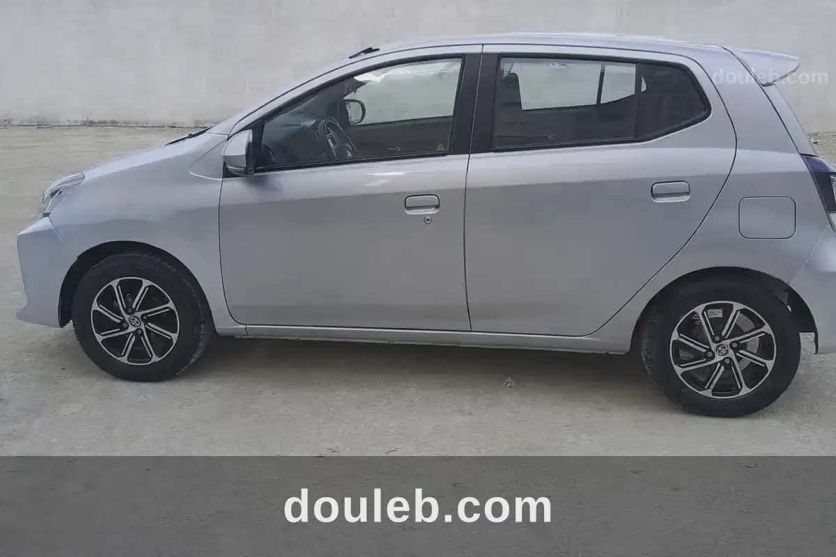 Toyota agya en tres bon etat - Miniature 3