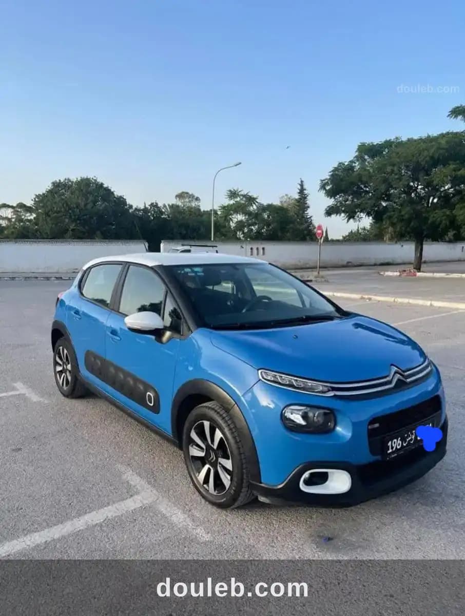 Une voiture c3 - Miniature 4