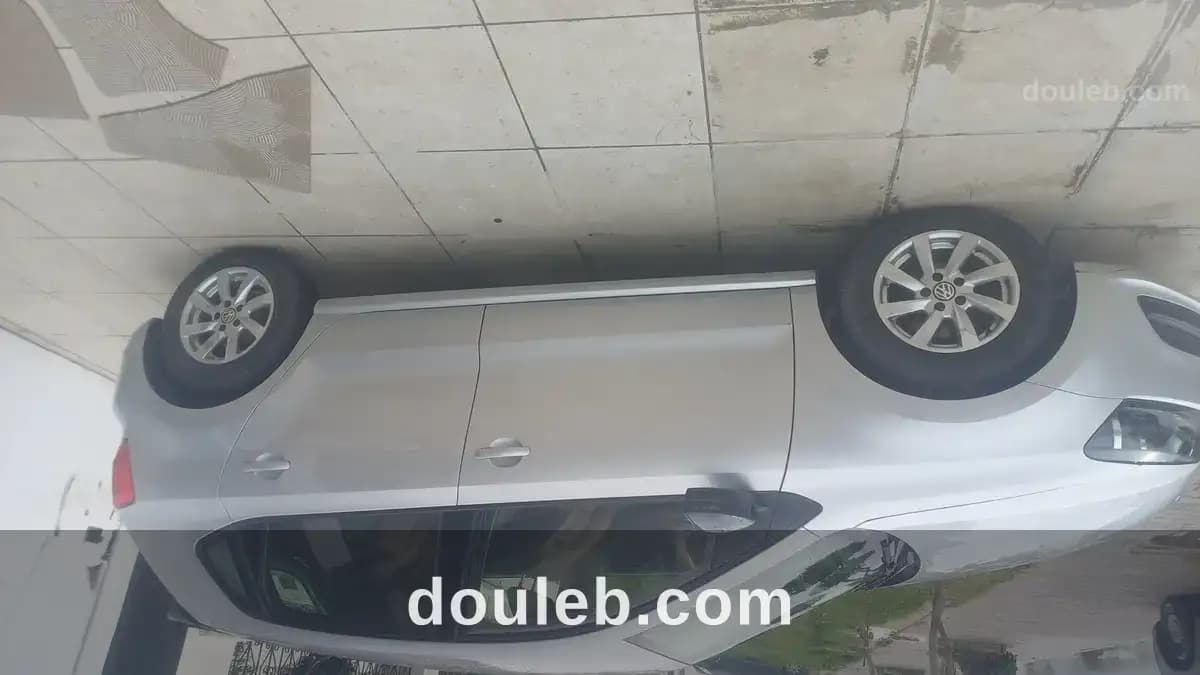 Volkswagen polo 7 - Miniature 5