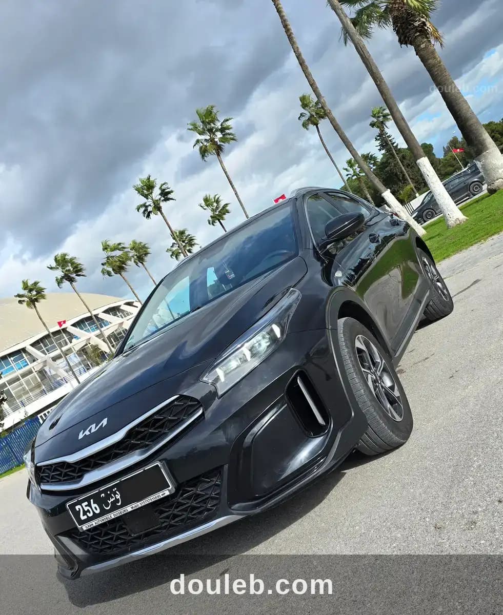 Voiture kia xceed - Photo 1