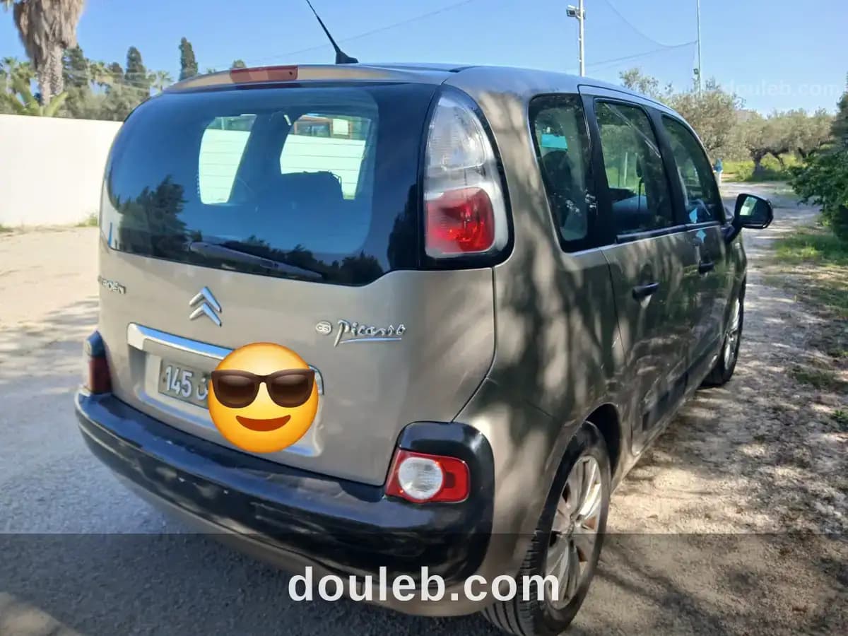 C3 picasso essence 7cv - Miniature 3