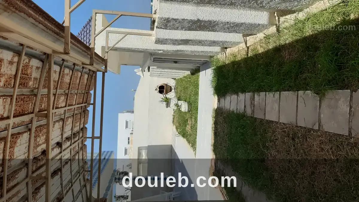 A ne pas rater villa pieds dans l eau - Miniature 4