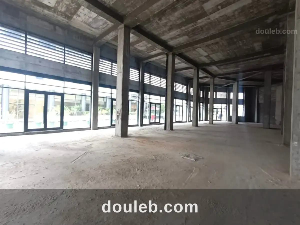 Un local commercial de 257m2 au lac 2 - Photo 1