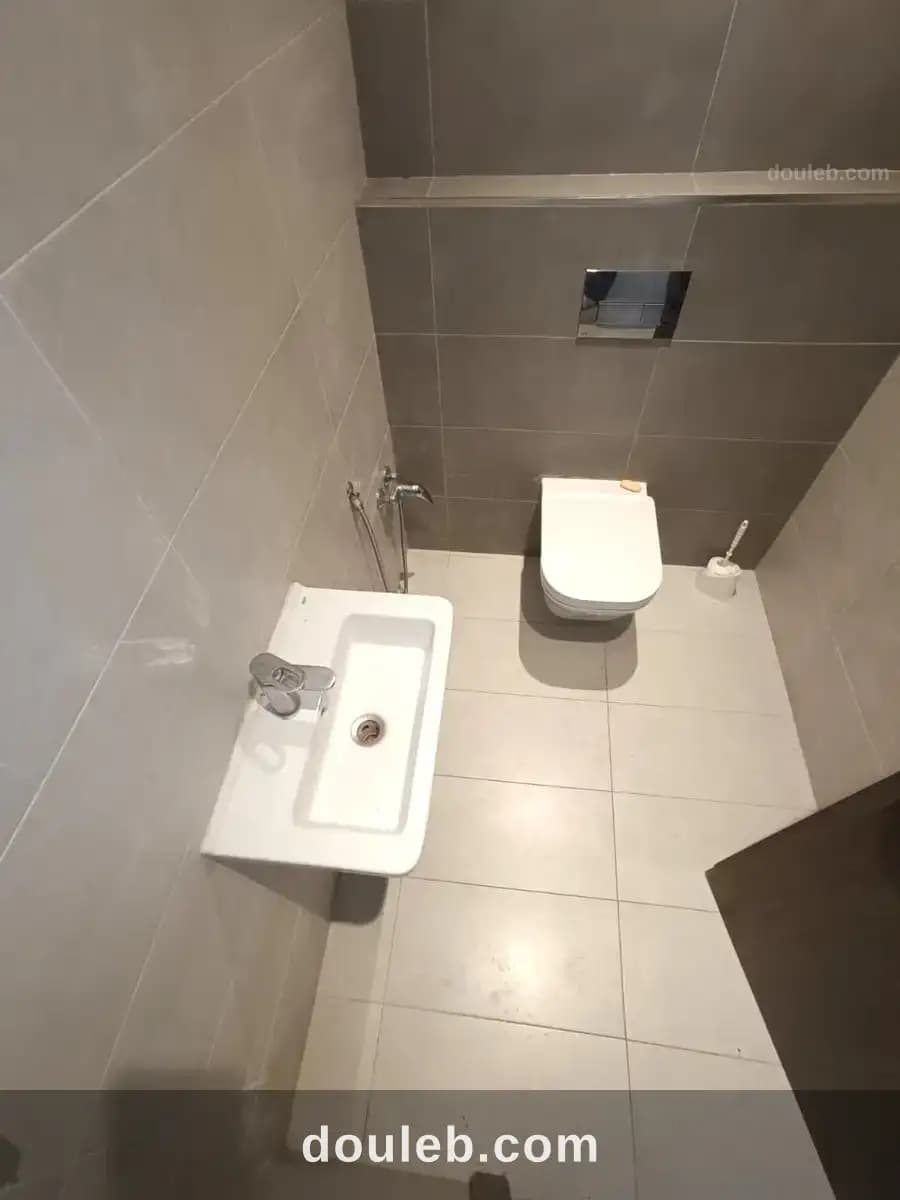 Un bureau de 35m2 au lac 2 - Miniature 2