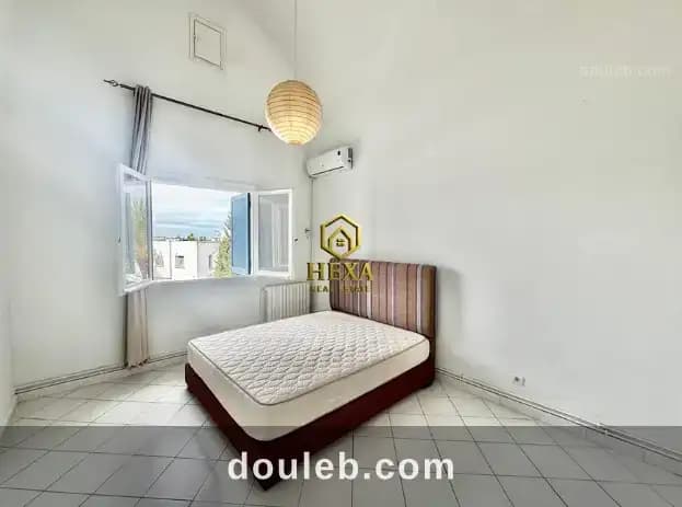 Duplex s2 meublé avec jardin à gammarth - Miniature 2