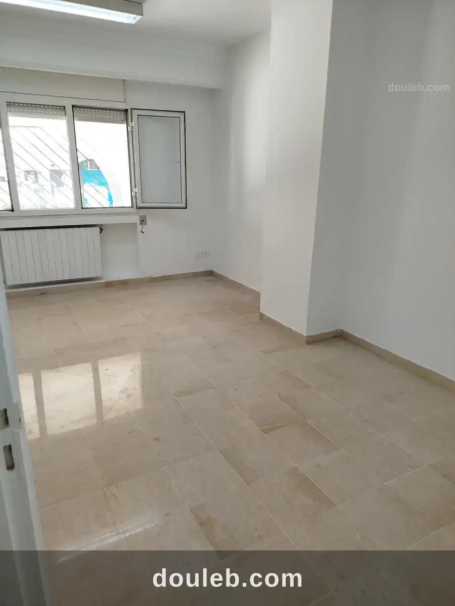 Appartement à ennasr - Miniature 3