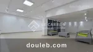 Un local de 80m2 au lac 2 - Miniature 2