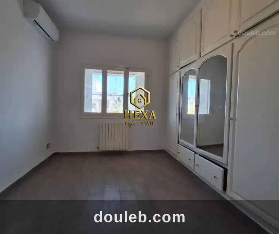 Appartement s3 avec terrasse à la marsa - Miniature 5