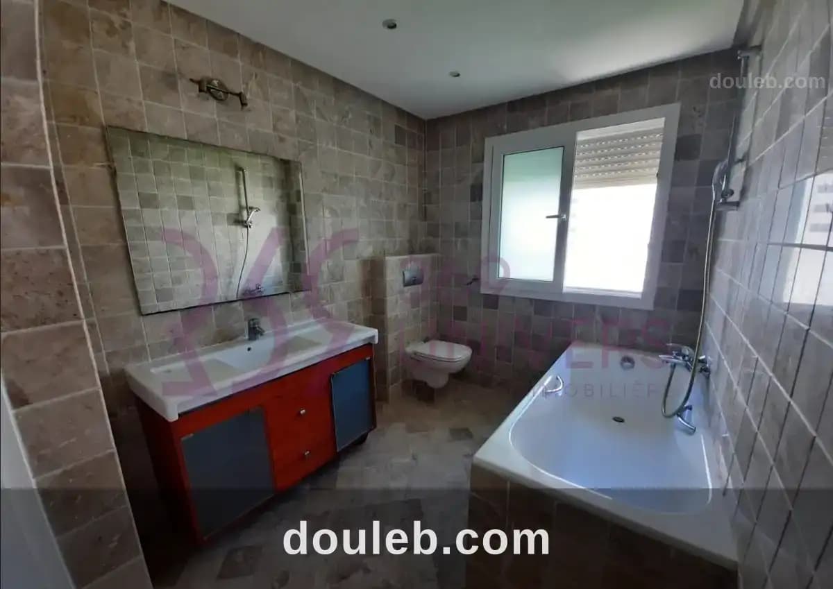 Duplex avec jardin a la marsa ref rd007 - Miniature 5