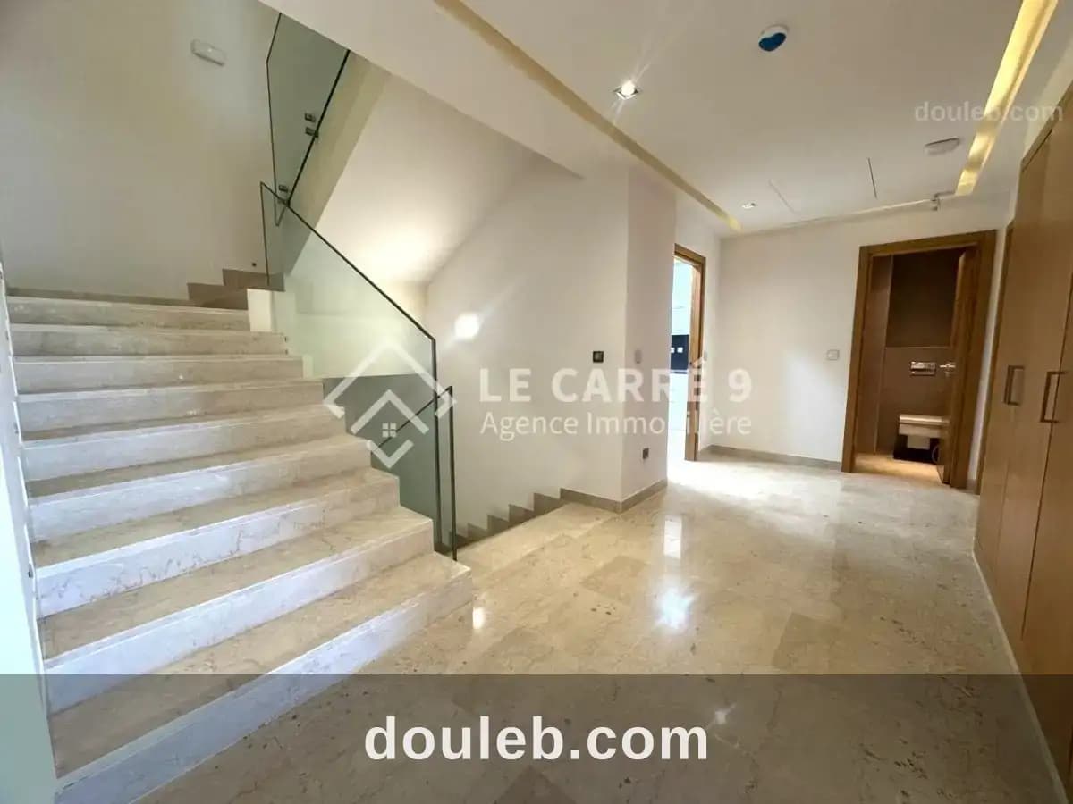 Duplex avec piscine au lac 2 - Miniature 2