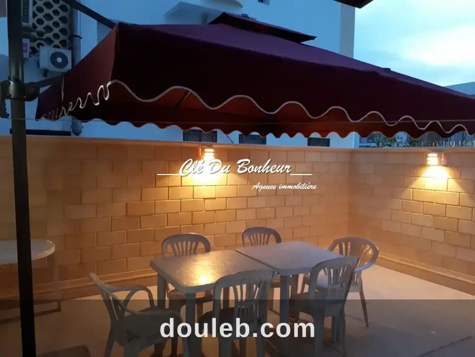 Un bel appartement s3 à la soukra - Miniature 5