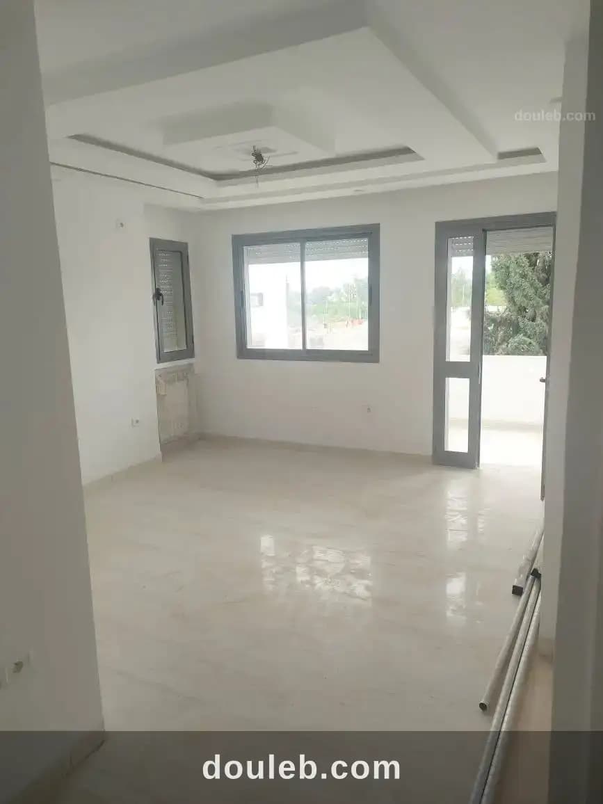 Étage de villa à chotrana 3 - Photo 1