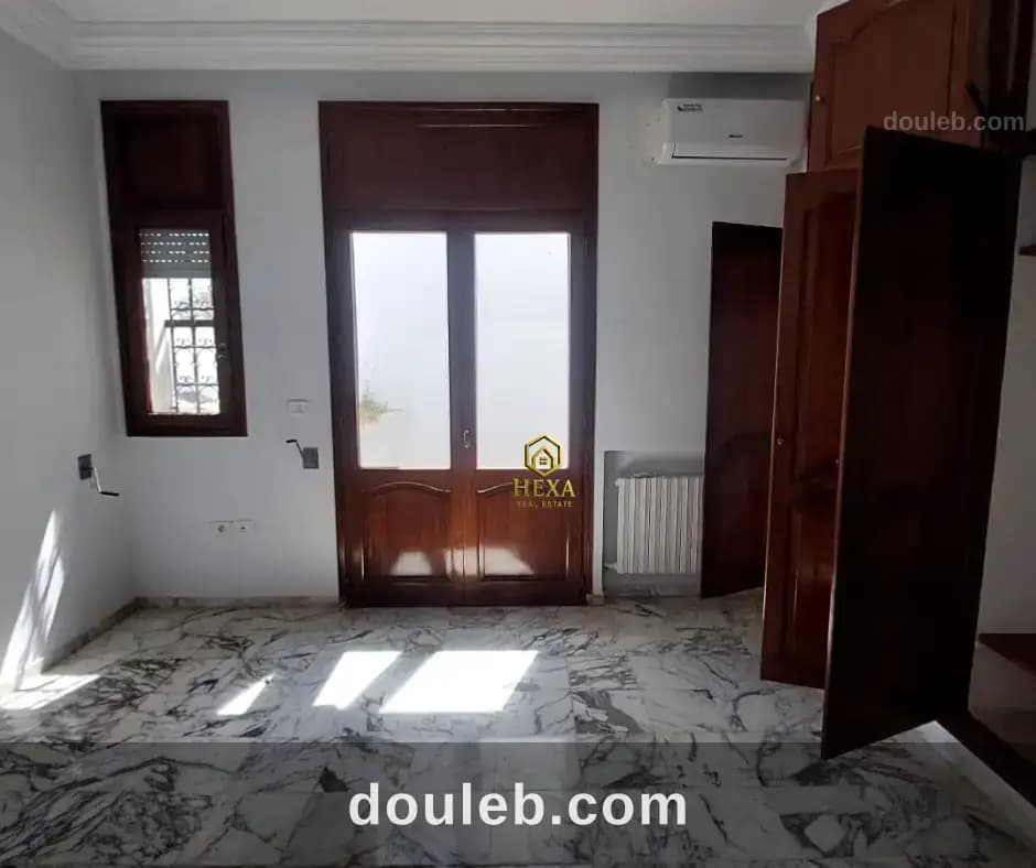 Villa s3 en suite avec jardin à la marsa - Miniature 3