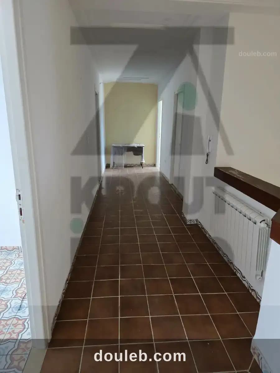 Villa avec piscine meublé ou vide chotrana - Miniature 3